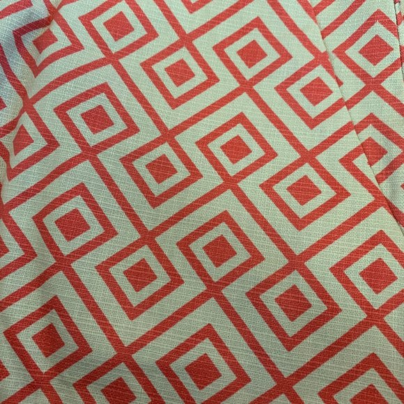 Ann Taylor Bright Begonia Diamond Side Zip Shorts - Picture 3 of 4